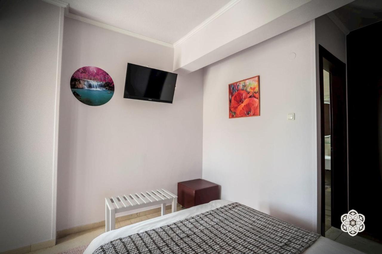 Aktaion Hotel Игуменица Екстериор снимка